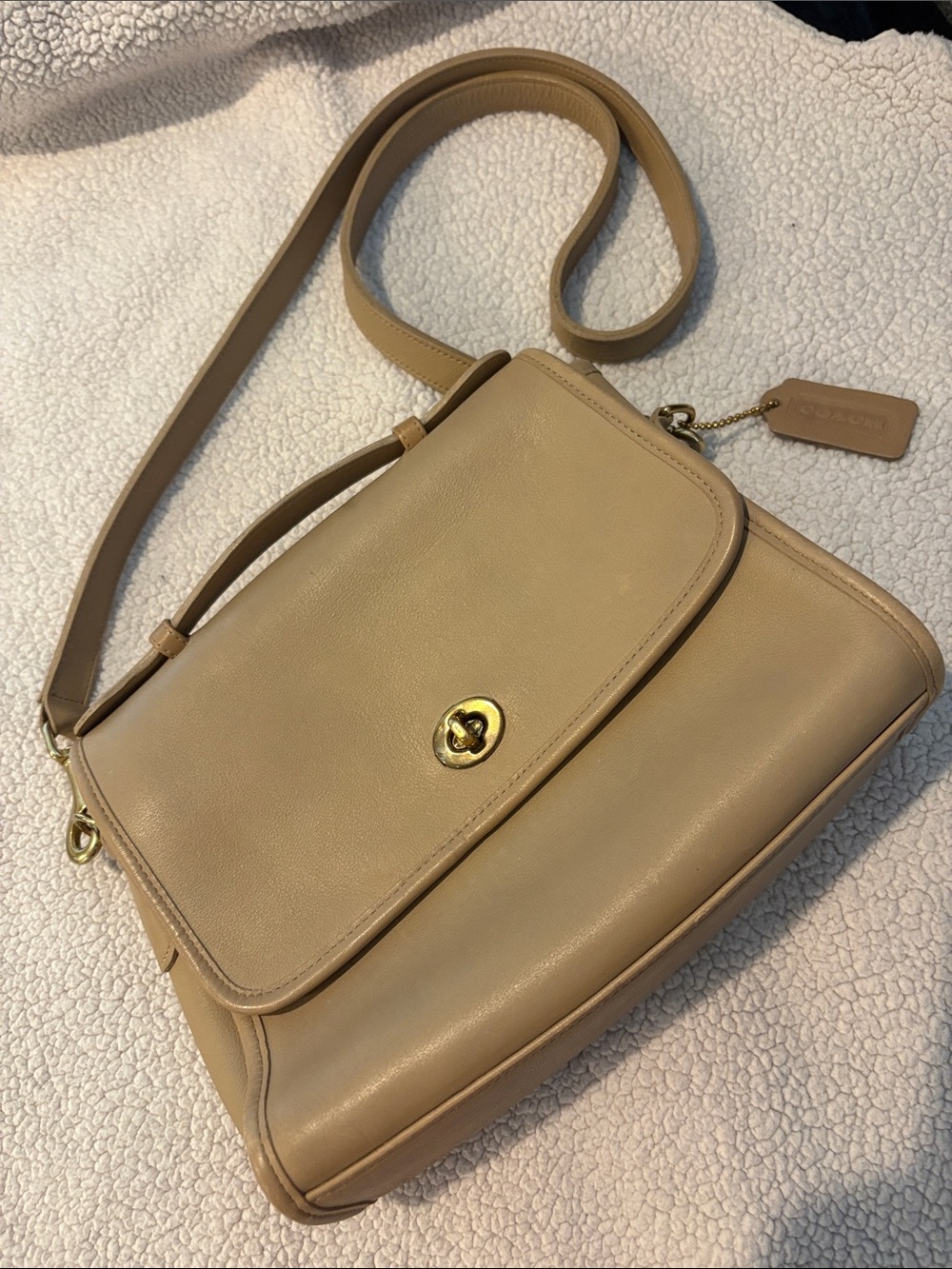 Coach Tan Leather Crossbody Shoulder Bag with Gold-Tone Turnlock